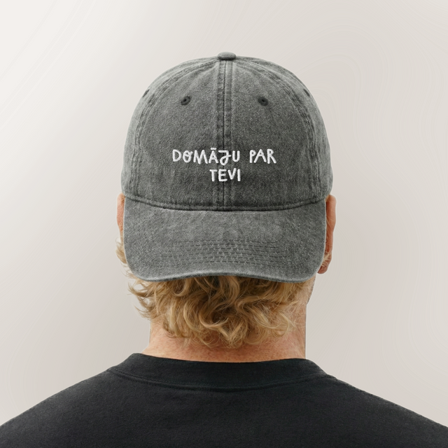 Izšūta cepure "Domāju par Tevi"