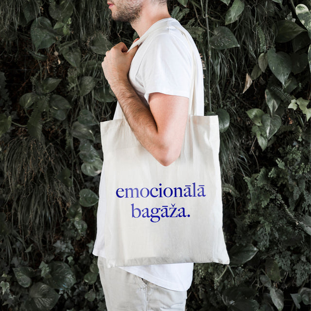 Auduma maisiņš "emocionālā bagāža."