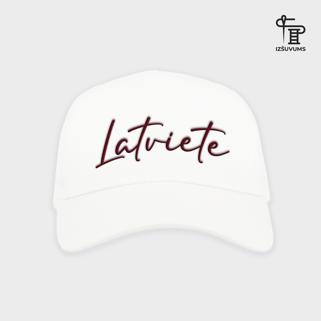 Izšūta cepure "Latviete"