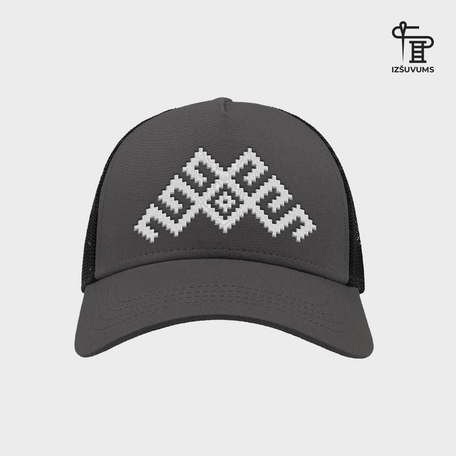 Izšūta cepure "Mārtiņa Zīme"