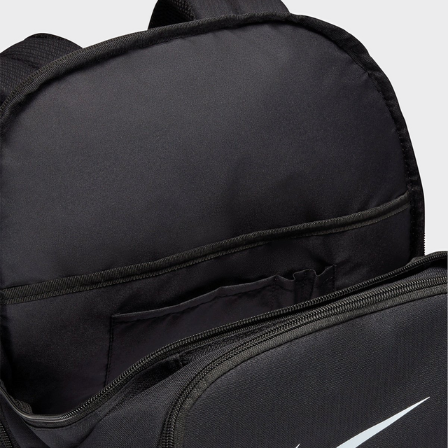 Nike Brasilia mugursoma (24L) NK351