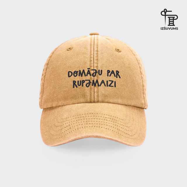Izšūta cepure "Domāju par rupjmaizi"