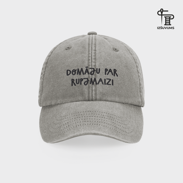 Izšūta cepure "Domāju par rupjmaizi"