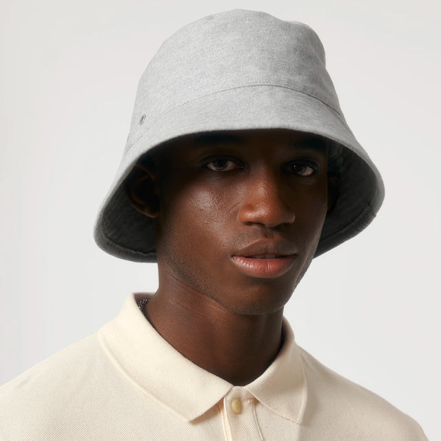 "Stella bucket hat" ar TAVU dizainu