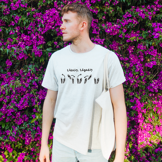 Organiskās kokvilnas T-krekls "Tūdaliņ tāgadiņ"